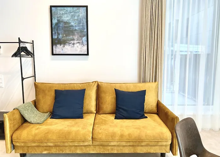 White Lotus 13 By Reside Baltic